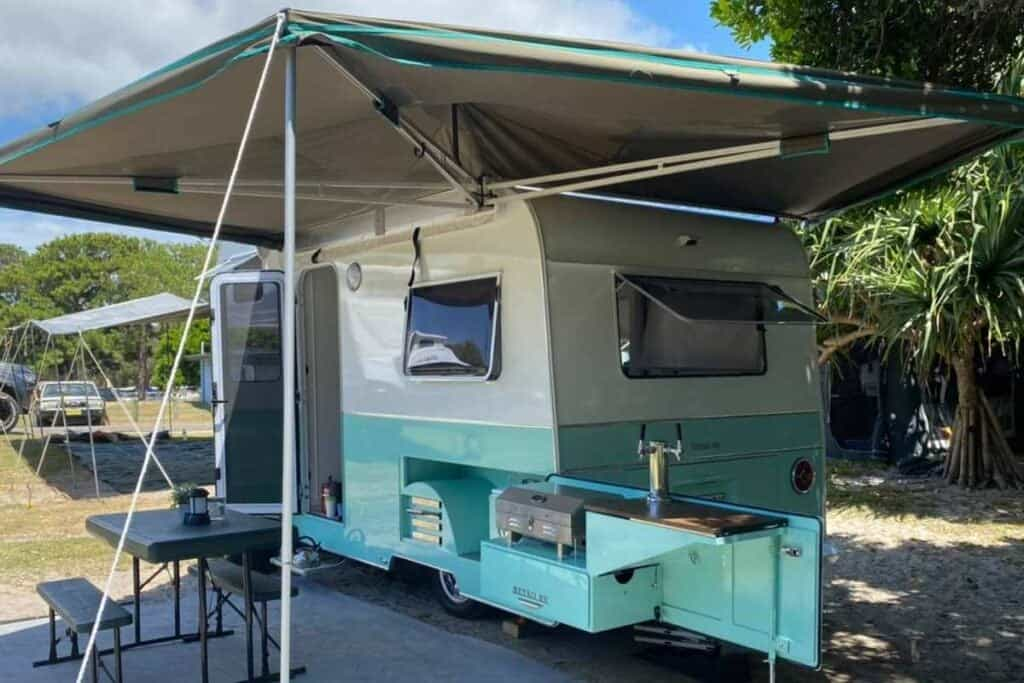 Wohnmobil Ausbau – Retro-Camper aus Australien