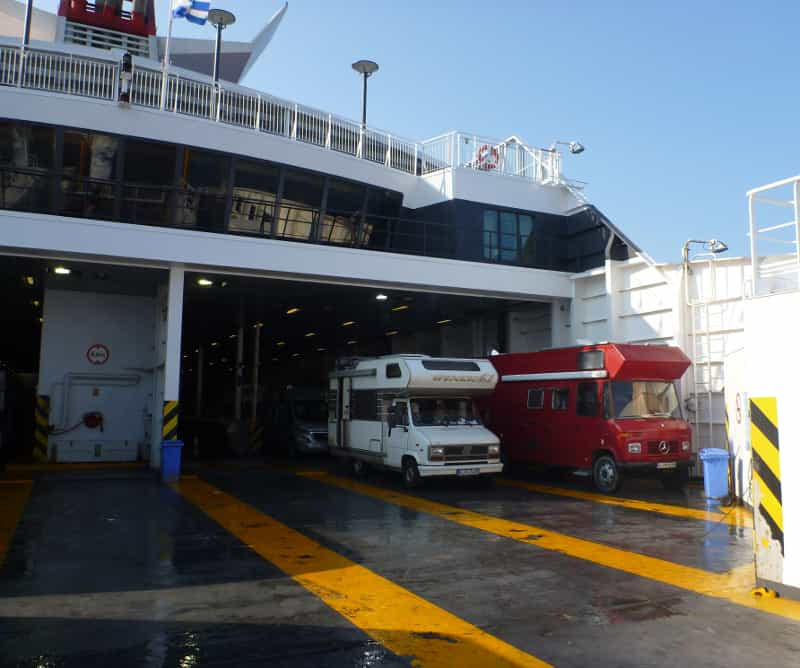 Horst auf hoher See: Mit der Fähre von Ancona nach Patras