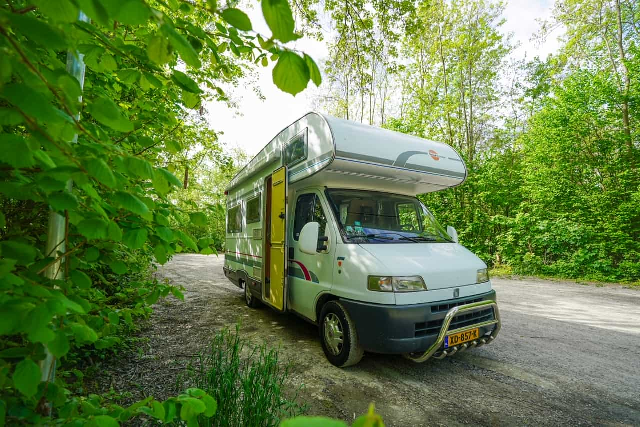 Finding free campsites in Germany and 12 overnight parks we can recommend.