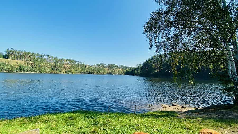 100% DOGFRIENDLY – Der Ottensteiner Stausee