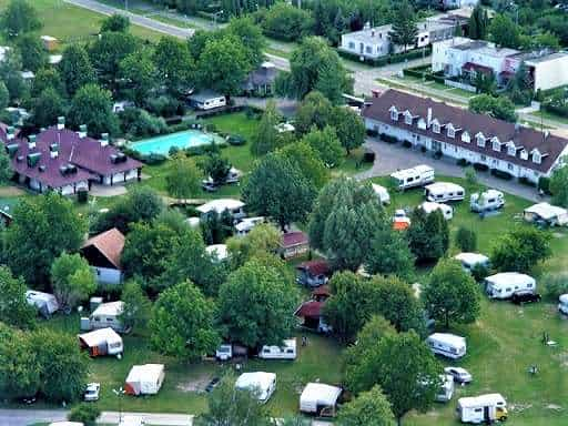 5 Thermalbäder in Ungarn mit Campingplatz