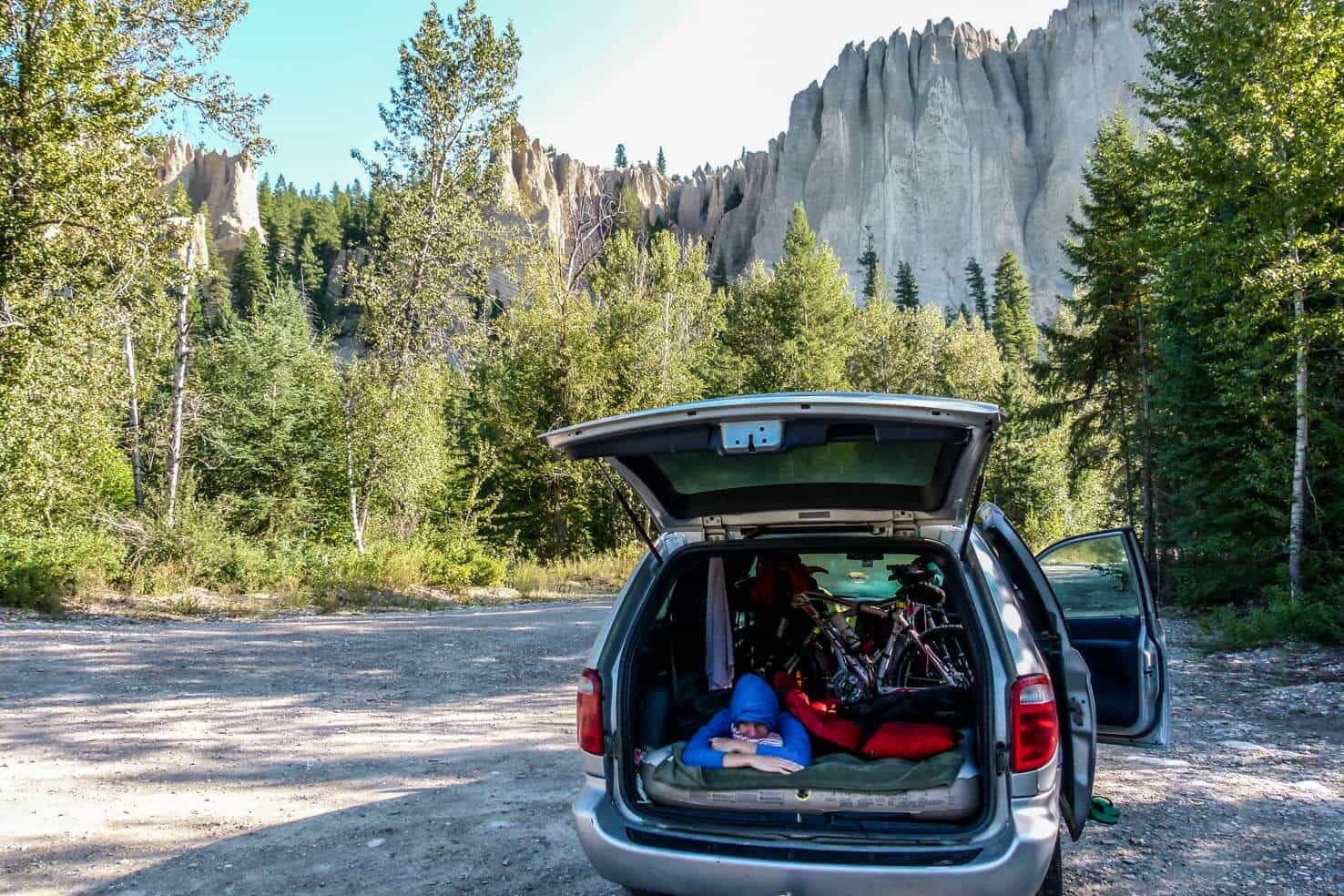 Chrysler Grand Voyager/Dodge Grand Caravan minivan camper conversion