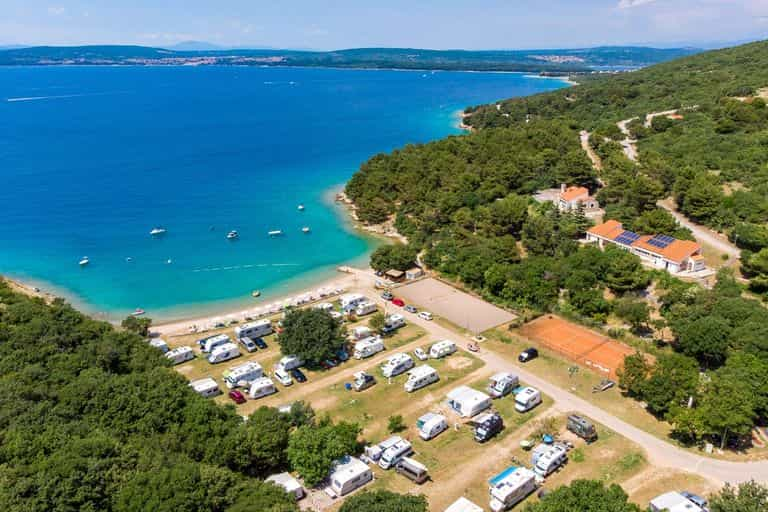 FKK-Camping Konobe – Das Paradies für Naturisten auf der Insel Krk