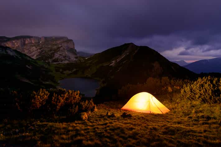 Günstige Camping-Ausrüstung für Fotografen: Zelt, Schlafsack & Co.