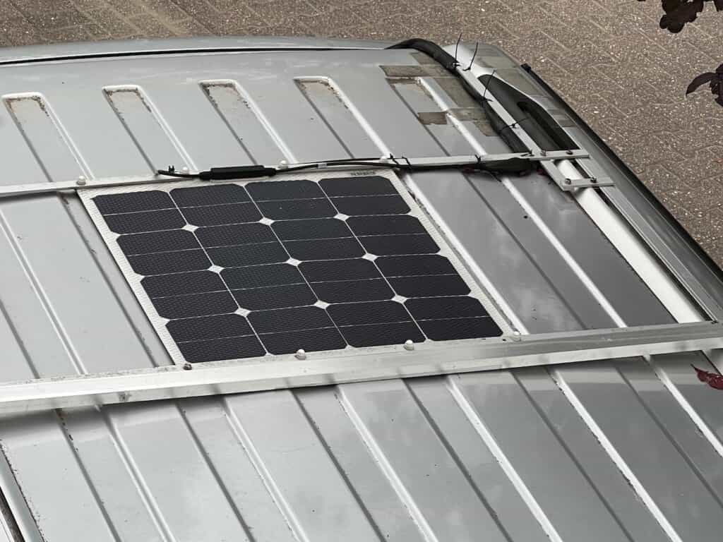 Erfahrungsbericht autarker solar Kühlschrank – VW Bus Camping