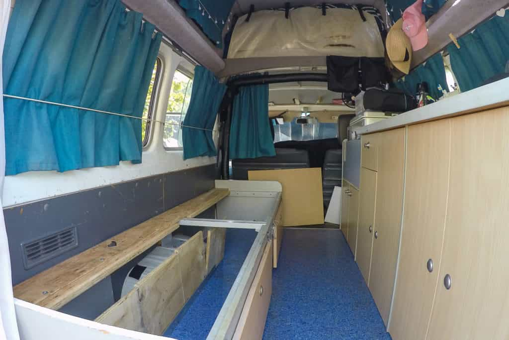 Anleitung zum Camper Umbau eines Toyota Land Cruisers