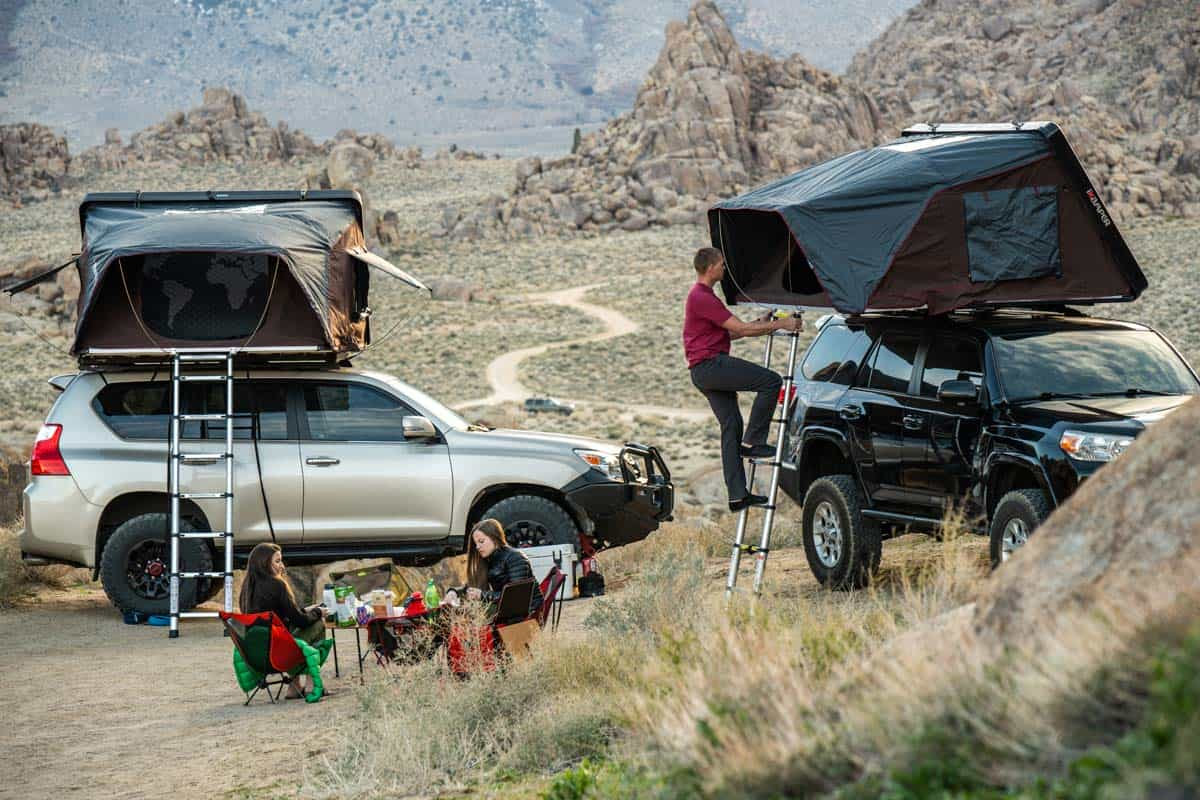 Campingzubehör: Die richtigen Gadgets von Zelt bis Wohnwagen