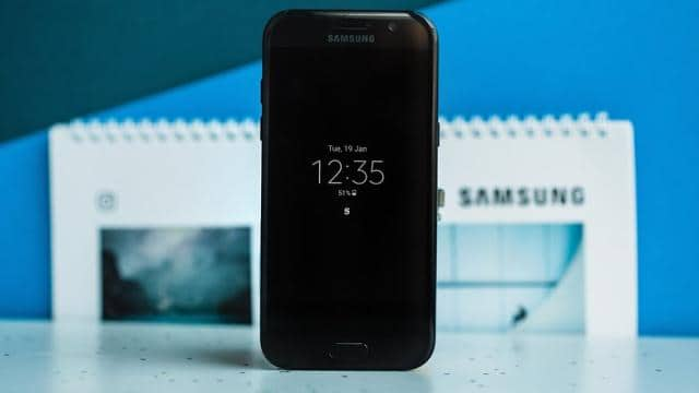 Samsung Galaxy A5 (2016) vs Samsung Galaxy A5 (2017)