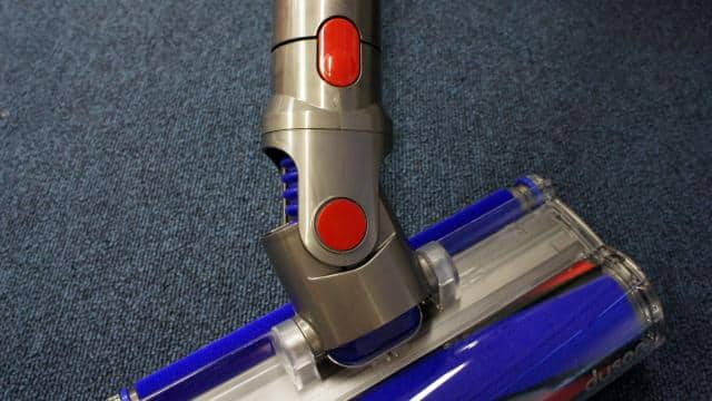 Dyson V8