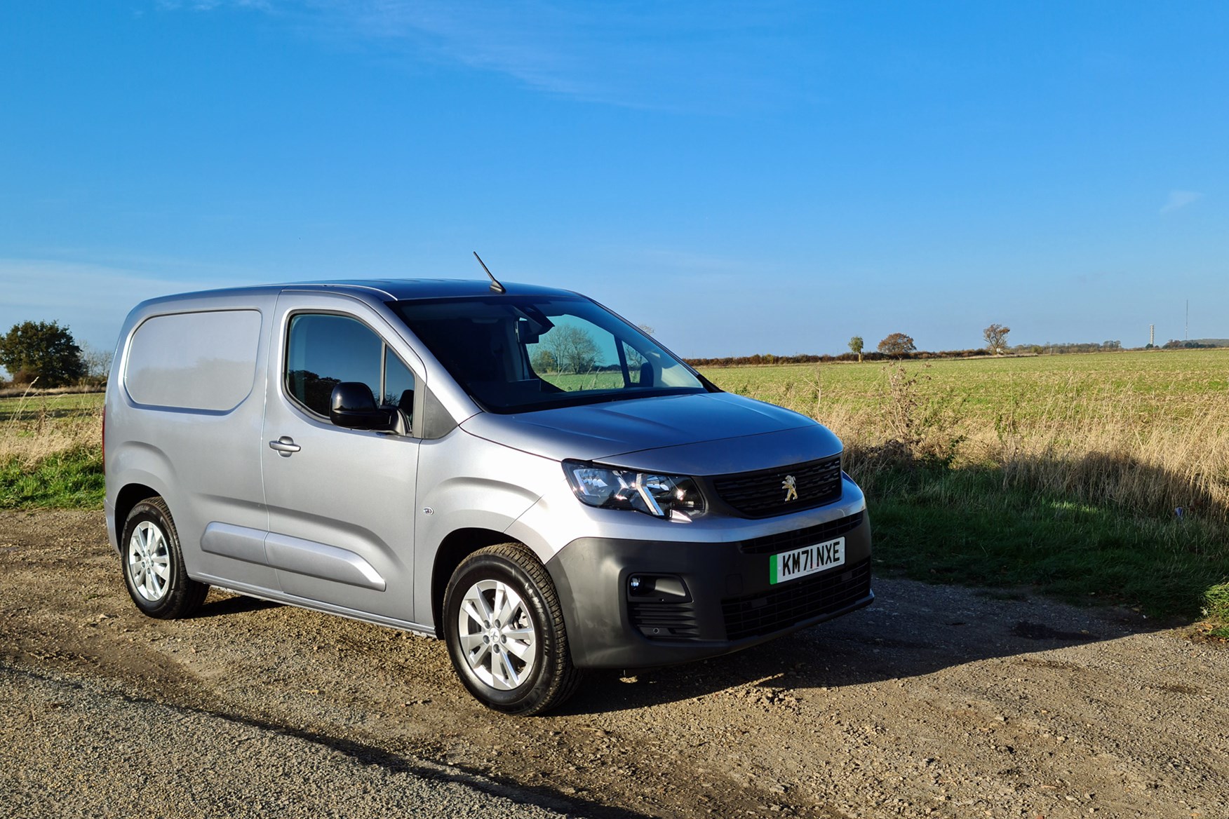 Peugeot e-Partner electric van review (2023)