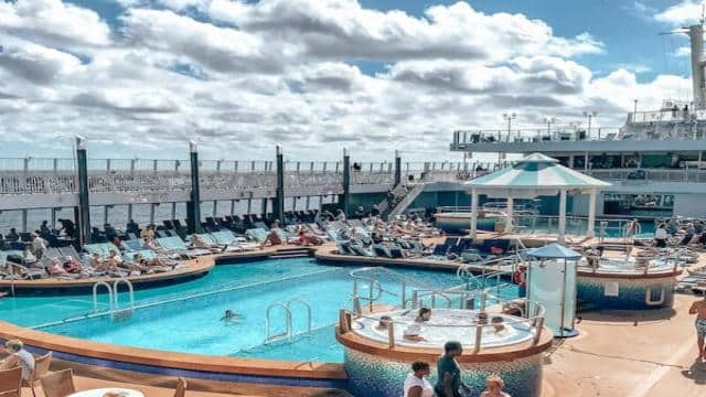 Cruising the Norwegian Pearl Review: Our Favorite Ship Yet