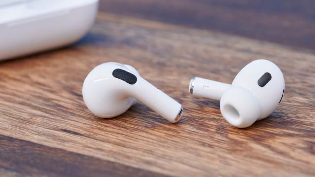 AirPods Pro 2 vs. AirPods 3: Lohnen sich die 100 Euro extra für dich?