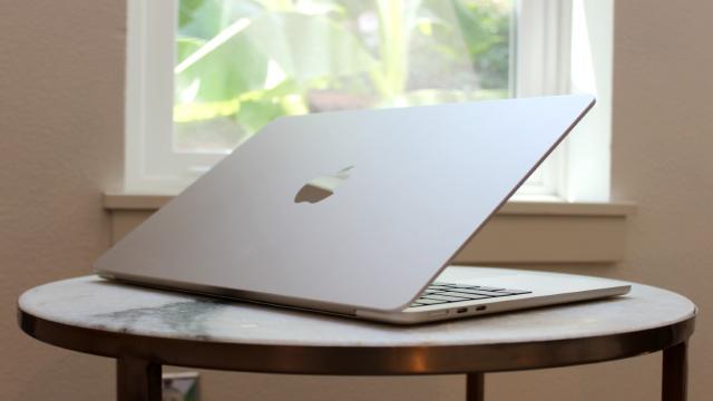 MacBook Air M2 vs. MacBook Pro M2: Which should you buy?