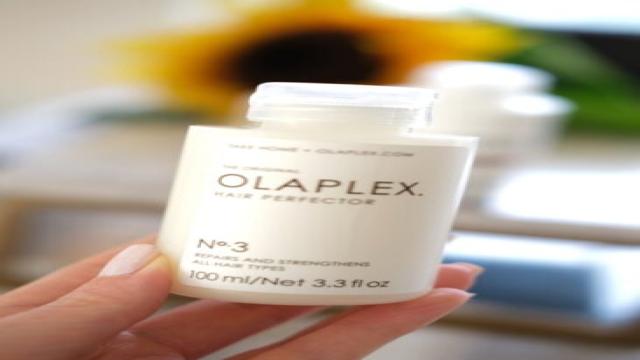 Olaplex 3 vs 8 – the difference between Olaplex 3 and 8 and how to use Olaplex 3 and 8 together (Olaplex coupon code included)