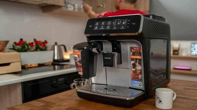 Philips LatteGo 3200 Serie 3246/70 im Test: „Neuer“ leiser Kaffeevollautomat – und ein Kundengeschenk