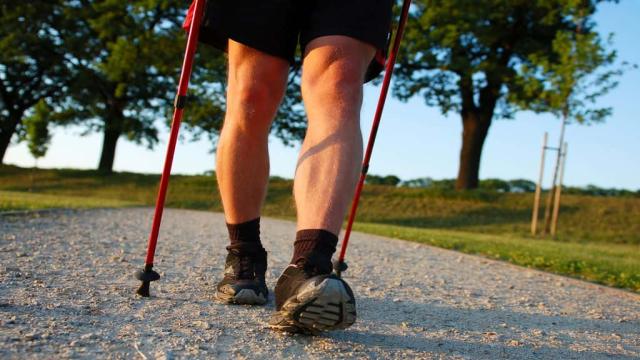 Nordic-Walking-Gummipuffer: Pads richtig aufstecken