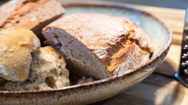 Paniermehl selber machen- so machst Du Semmelbrösel aus altem Brot!