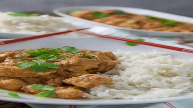 Köstliches Butter Chicken mit Reis