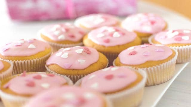 Cupcakes 🧁 – einfaches Rezept für die zuckersüßen Törtchen