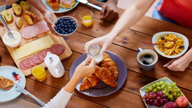 Der perfekte Frühstückstisch – Damit begeisterst du deine Familie am Sonntagmorgen!