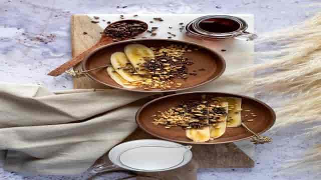 Rezept: Frühstücks-Bowl Schoko-Haselnuss mit Kaffee und Banane