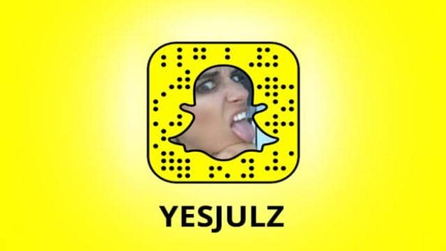 YesJulz: Die Party- und Snapchat-Queen