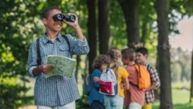 Schnitzeljagd: 5 Ideen & 13 Aufgaben für Kinder