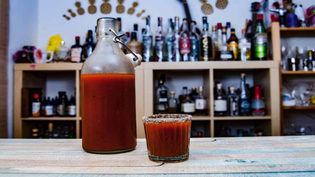 Das Rezept für Mexikaner, den scharfen Shot-Cocktail