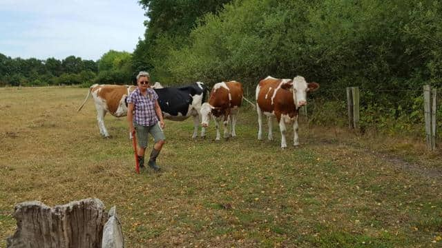 Familie Eising, ist eine klimaneutrale Produktion auf einem landwirtschaftlichen Betrieb aktuell möglich?