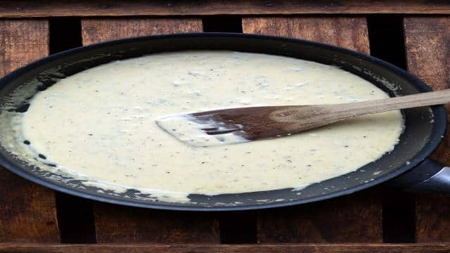 Gorgonzolasauce mit Spaghetti (nur 7 Zutaten!)